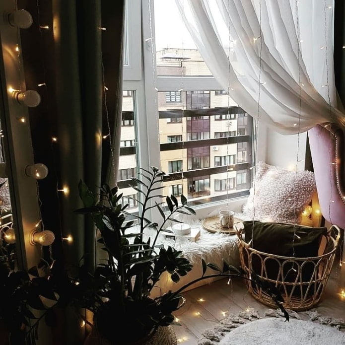 Garlands on curtains Garlands on curtains