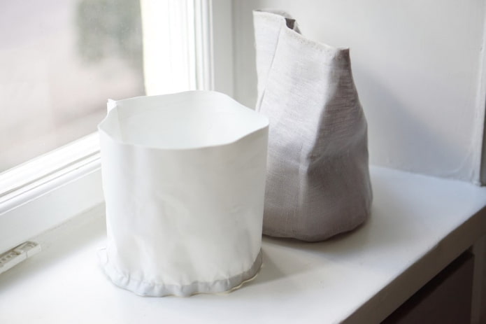 Two blanks Two blanks