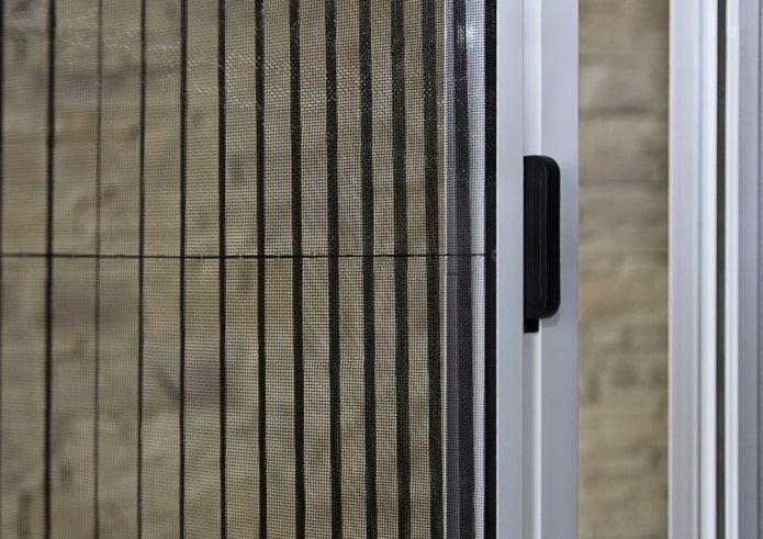 pleated mosquito net