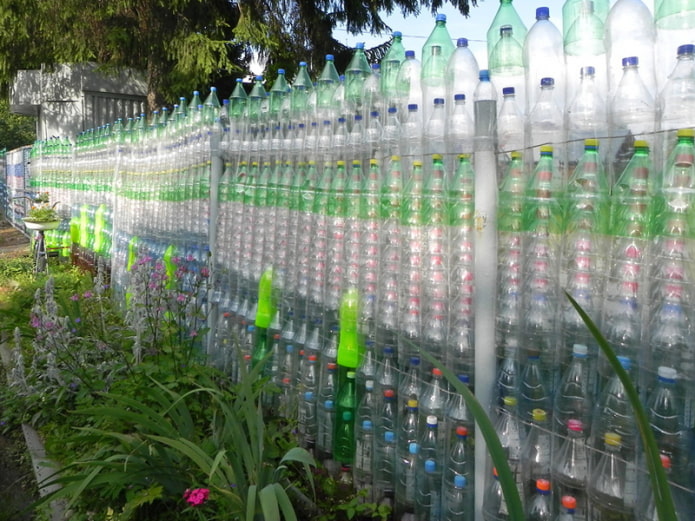 Plastic bottle fencing Plastic bottle fencing