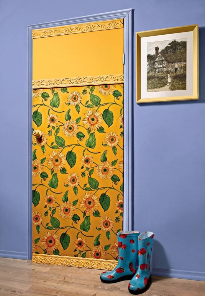 Bright wallpaper on the door Bright wallpaper on the door