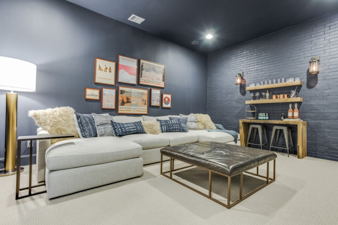 living room with carpeted floor