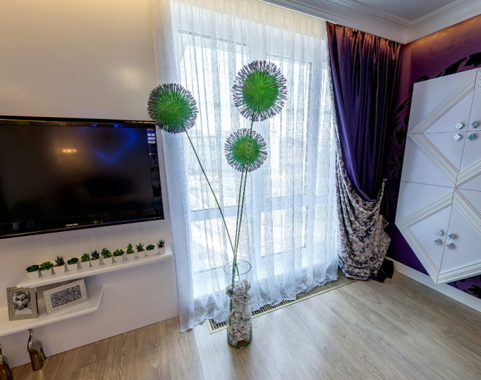 Cylindrical glass floor vase