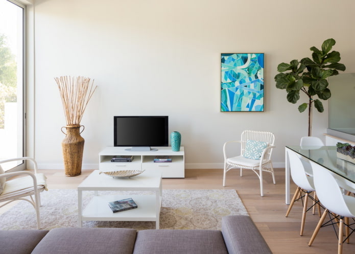 brown vase in the living room