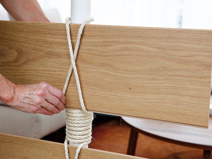 making a decorative partition with your own hands