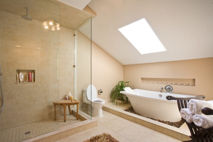 Beige bathroom design