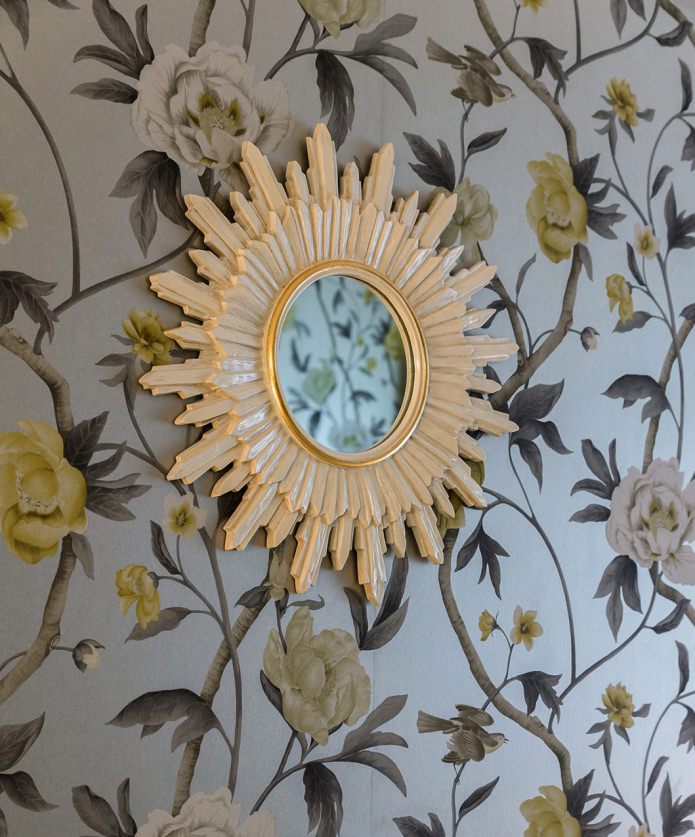 mirror-sun in the interior