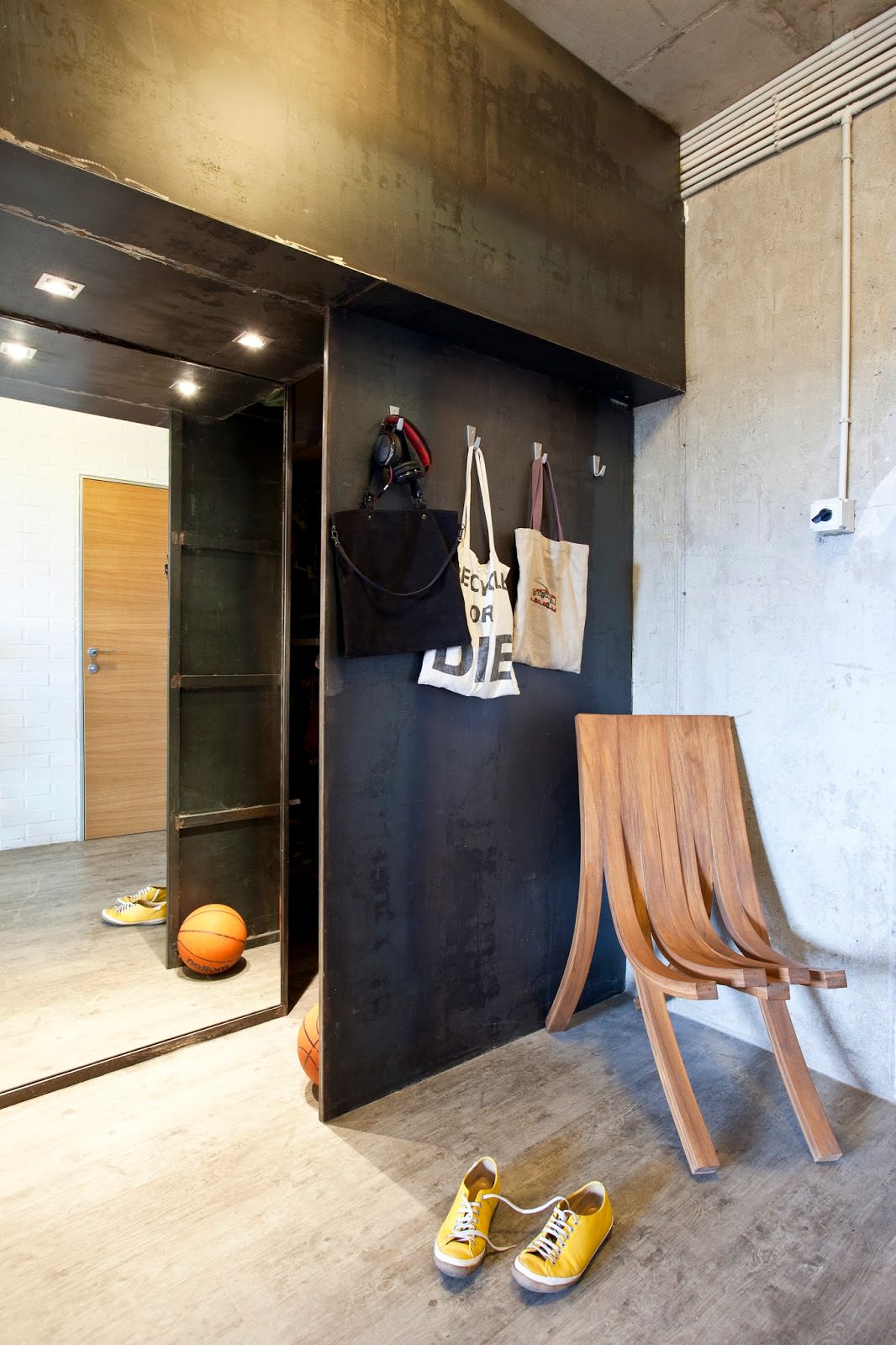 Concrete in the interior of a creative apartment Concrete in the interior of a creative apartment
