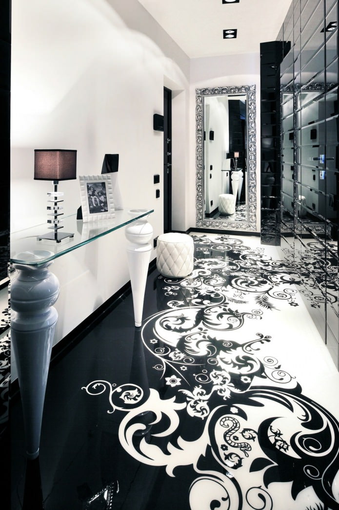 Self-leveling floor with patterns in the hallway