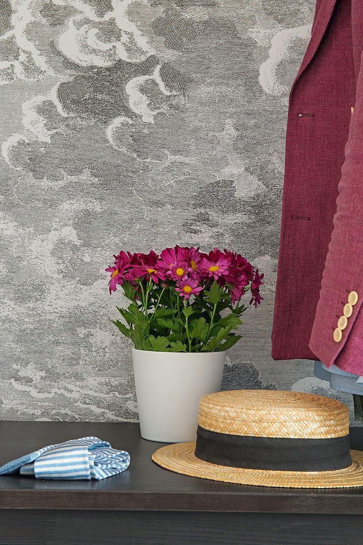 flowers in an attic-type apartment flowers in an attic-type apartment