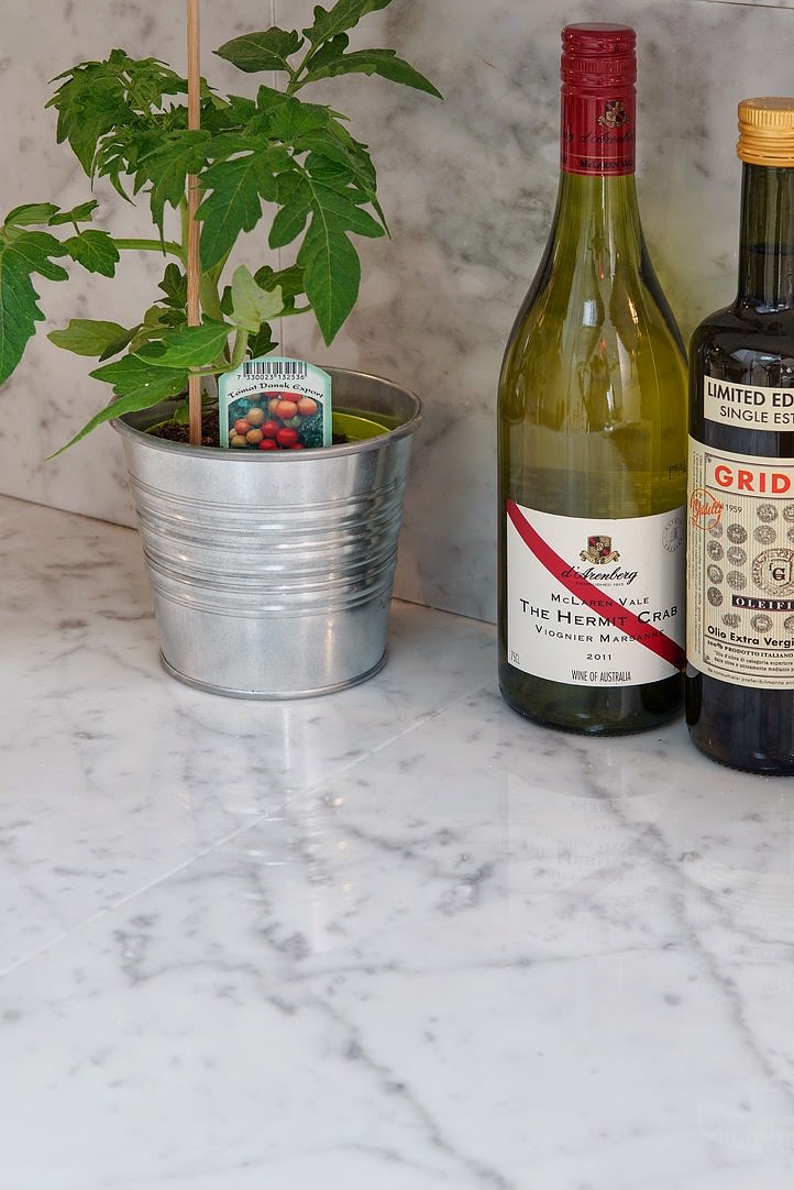 marble finish in the kitchen marble finish in the kitchen