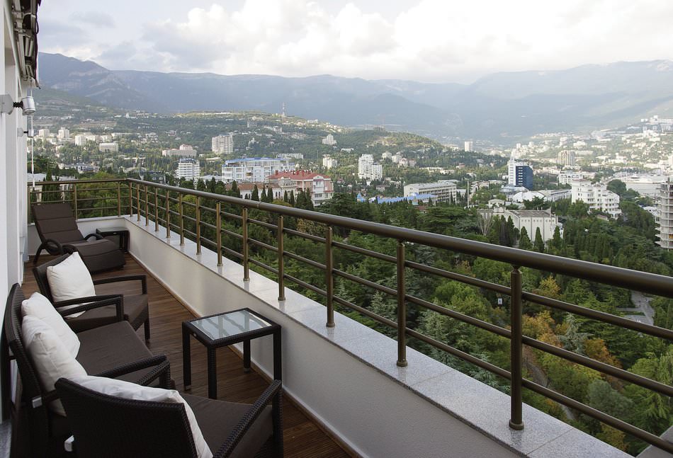 Modern apartment interior design in the style of minimalism