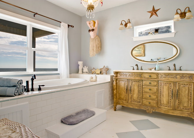 bathroom in nautical style