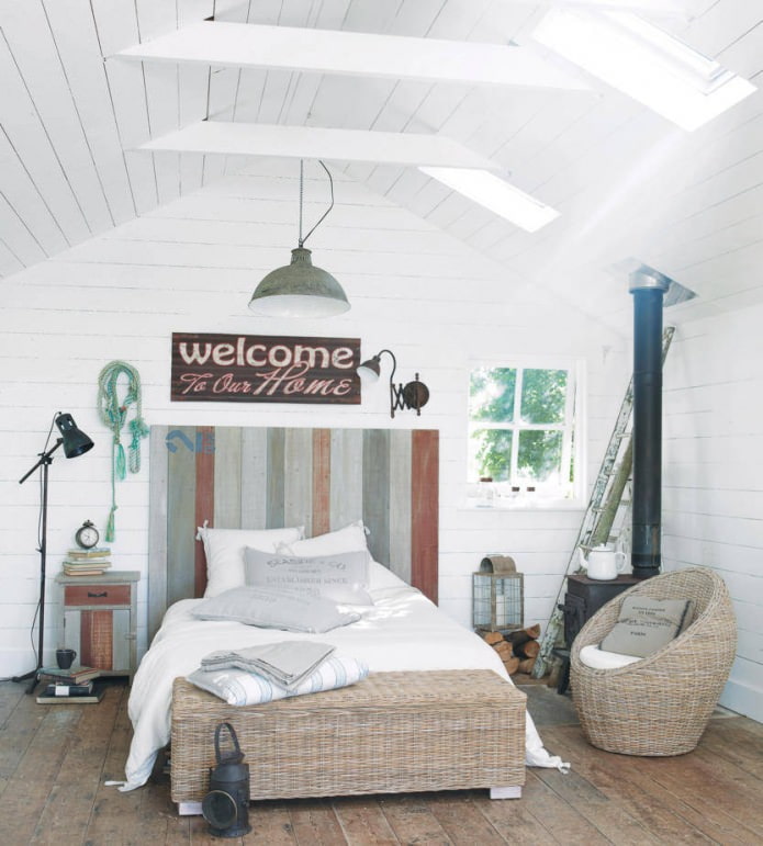 bedroom in nautical style