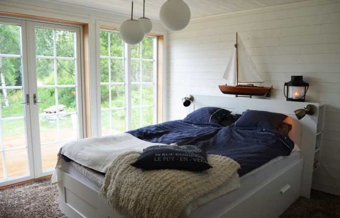 bedroom in nautical style