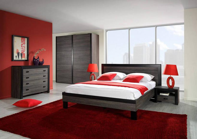 Bedroom in red