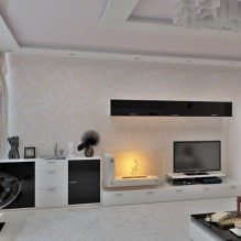 White and black-and-white wallpapers in the living room: 55 photos in the interior-15