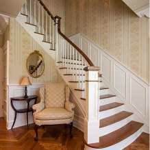 Design with gold wallpaper: design features, types, combinations, 60 photos-1