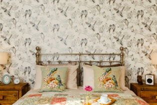 Wall decoration with wallpaper with birds: 59 modern photos and ideas