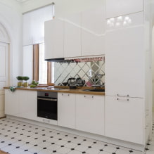 Mirror with bevelling: photo, beveling options, design, shape, location in the interior-5