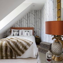 How to properly position the bed in the bedroom? Location relative to window, door, placement errors. -0