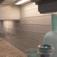 Glass tiles: types, designs, colors, finishes, shapes, examples with mosaics-8