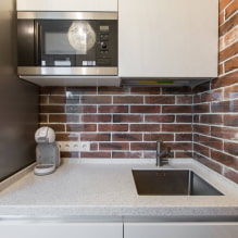 Glass apron for the kitchen: photo in the interior, design, features of choice-3