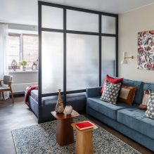 Bedroom and living room in one room: examples of zoning and design-3