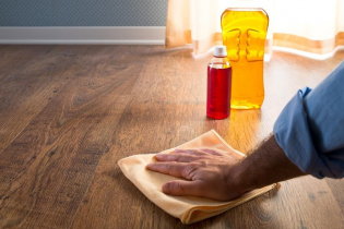 Laminate care: basic rules and cleaning tools