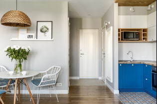 Stylish design of a euro-apartment 40 sq m