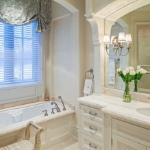 Bathroom with a window: photo in the interior and design ideas-2