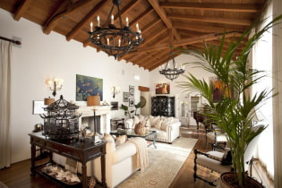 Colonial interior decorating tips