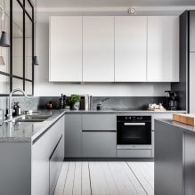 Kitchen design with dark bottom and light top-4