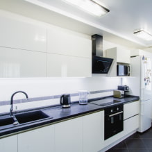 Design features of a glossy kitchen-4