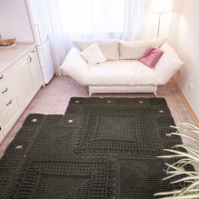 What kind of carpet to lay in the kitchen? -1