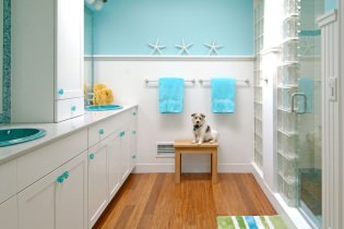 Turquoise bathroom